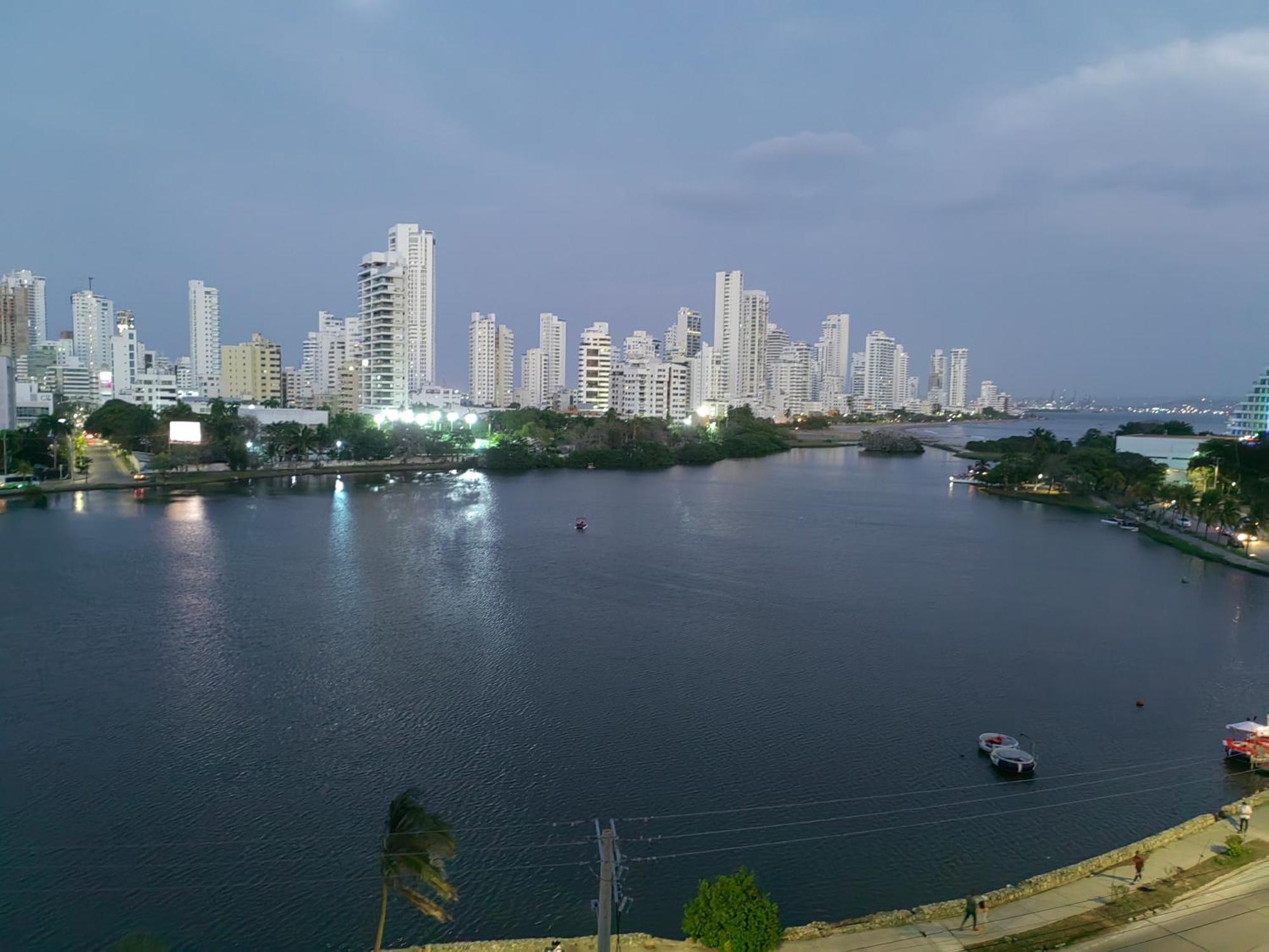 Mundo Turistico Esplendor Del Laguito En Zona Turistica Del Barrio El Laguito Apartamento